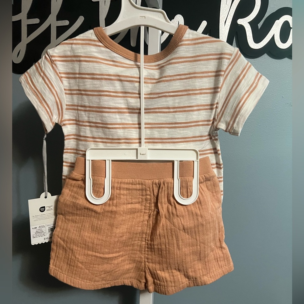 Cloud Island Striped Brown and White Short Sleeve Shirt and Brown Short Set NWT - Picture 4 of 4